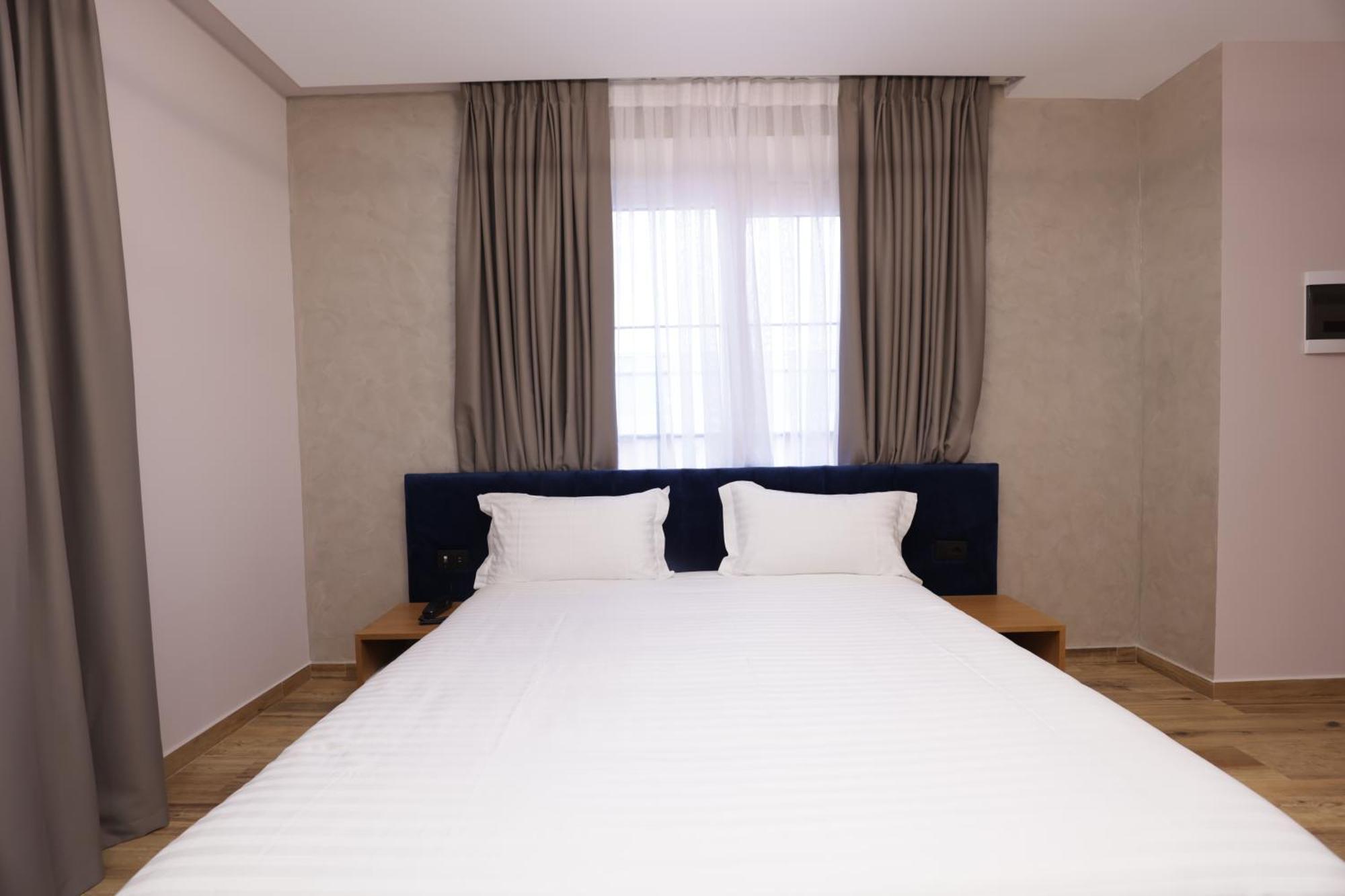 Residence Inn Hotel 地拉那 外观 照片